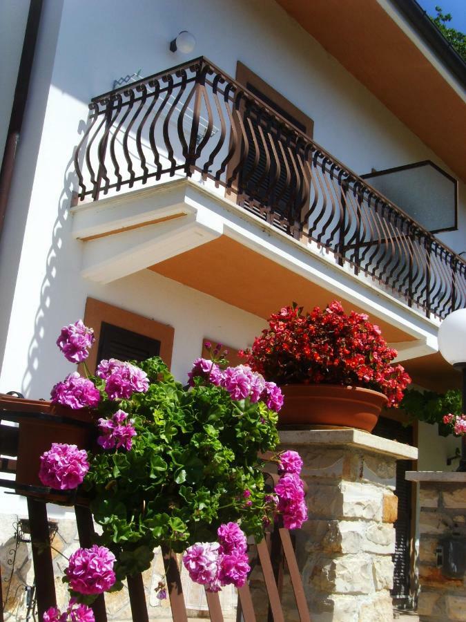 Bed and Breakfast Casa Lieta Subiaco Exterior foto
