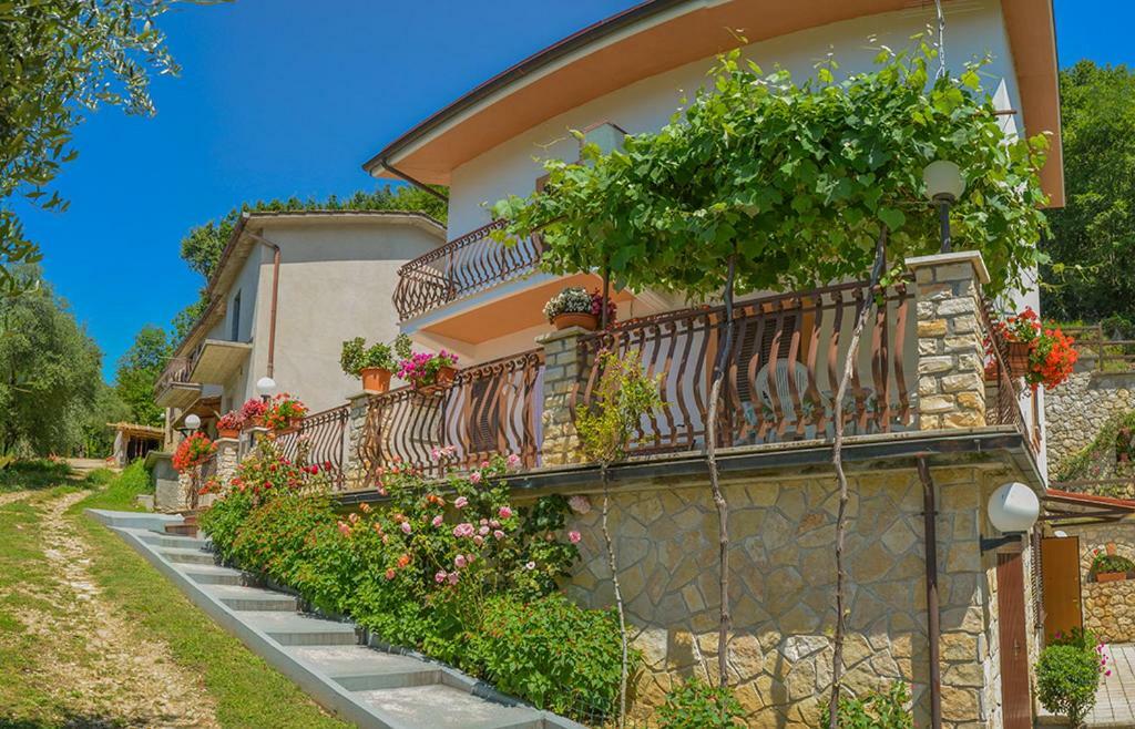 Bed and Breakfast Casa Lieta Subiaco Exterior foto
